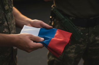 Настоящие подарки несут смысл. Особенно 23 февраля.