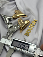 Накладка на пуговицу серебристая в форме массивного сердца