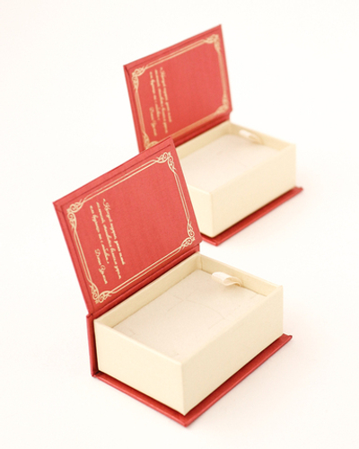 Футляр картонный "ЗОЛОТОЙ РОМАН", 52х70х30мм