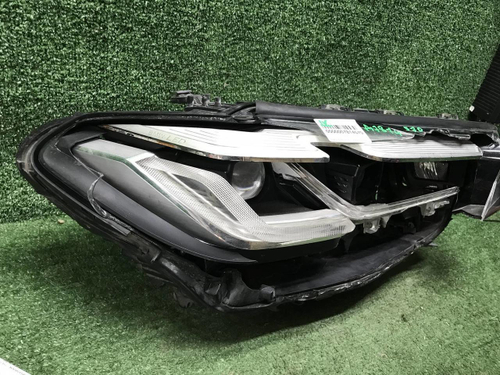 Битая Фара правая BMW 5er G30 (2020-2023) LED