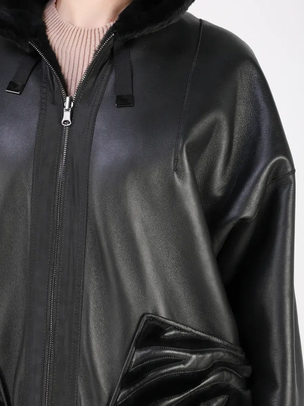 Дубленка зимняя натуральная с капюшоном шуба