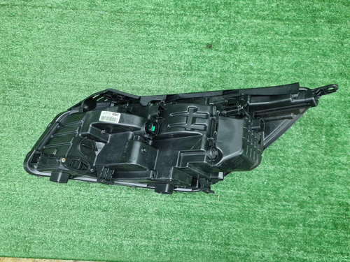 Фара правая Kia Sorento 3 UM Prime (2017-2020) LED