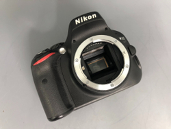 Nikon D5100 kit 18-55mm 3.5-5.6G VR 5.300 кадров