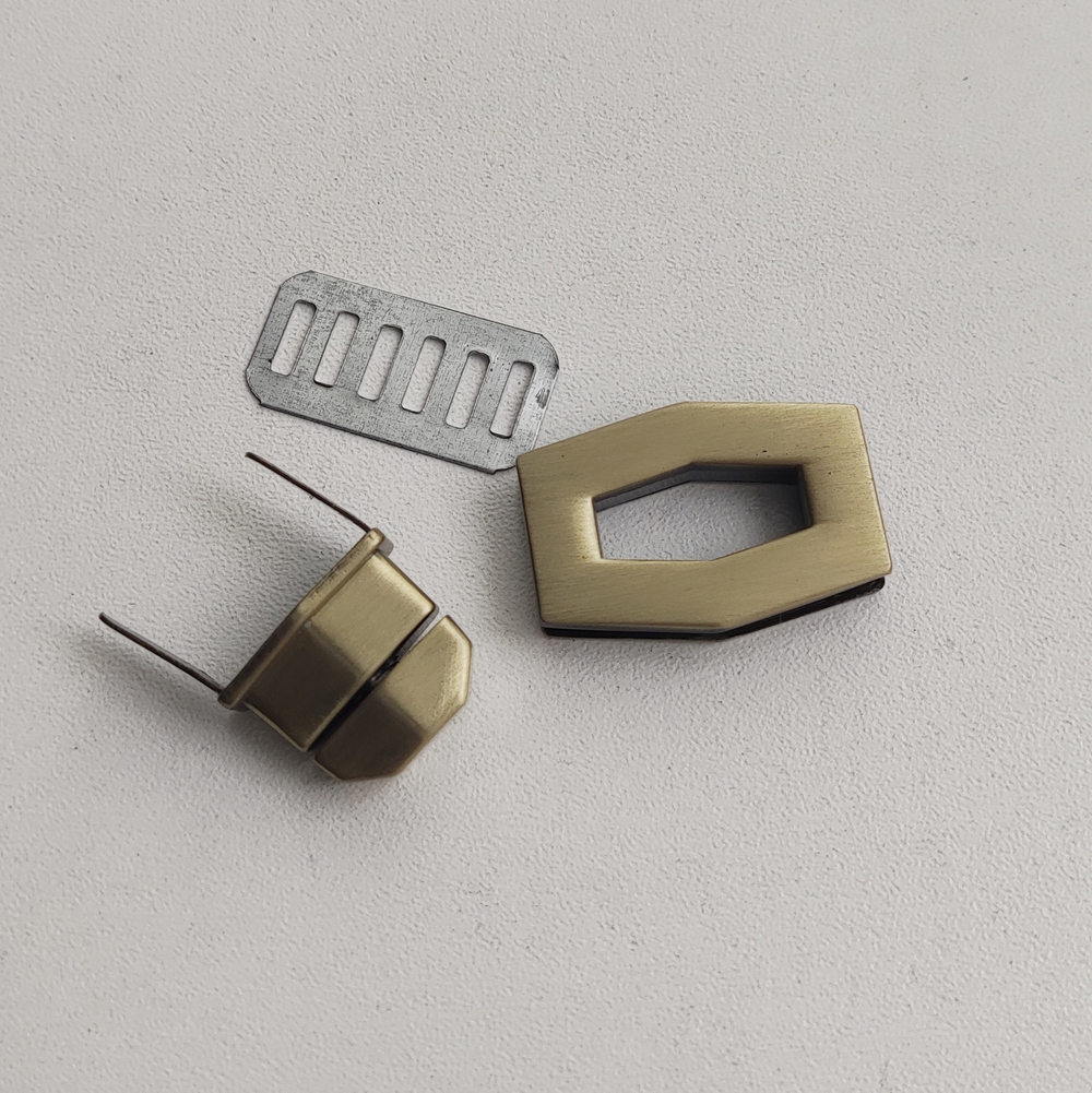 Замок вертушка на винтах Шестигранник Антик