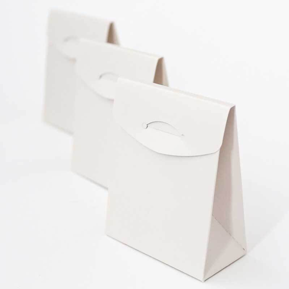 Пакетик подарочный объёмный 70x35x85 мм, артикул 260301-489.