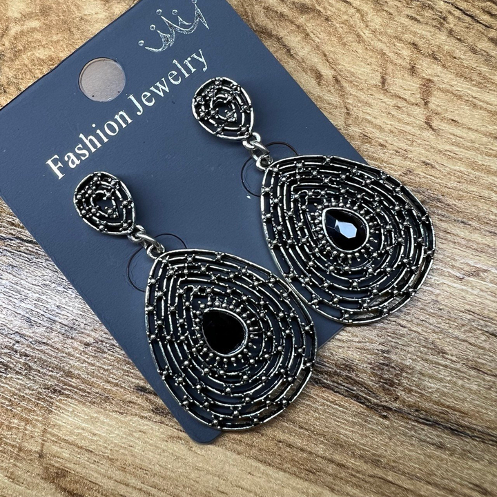 Серьги-гвоздики Bohemia капля узор паутинка кристалл черный капля металл античный серебристый