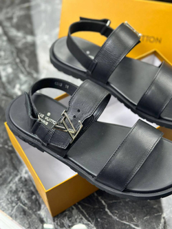 Сандалии Louis Vuitton