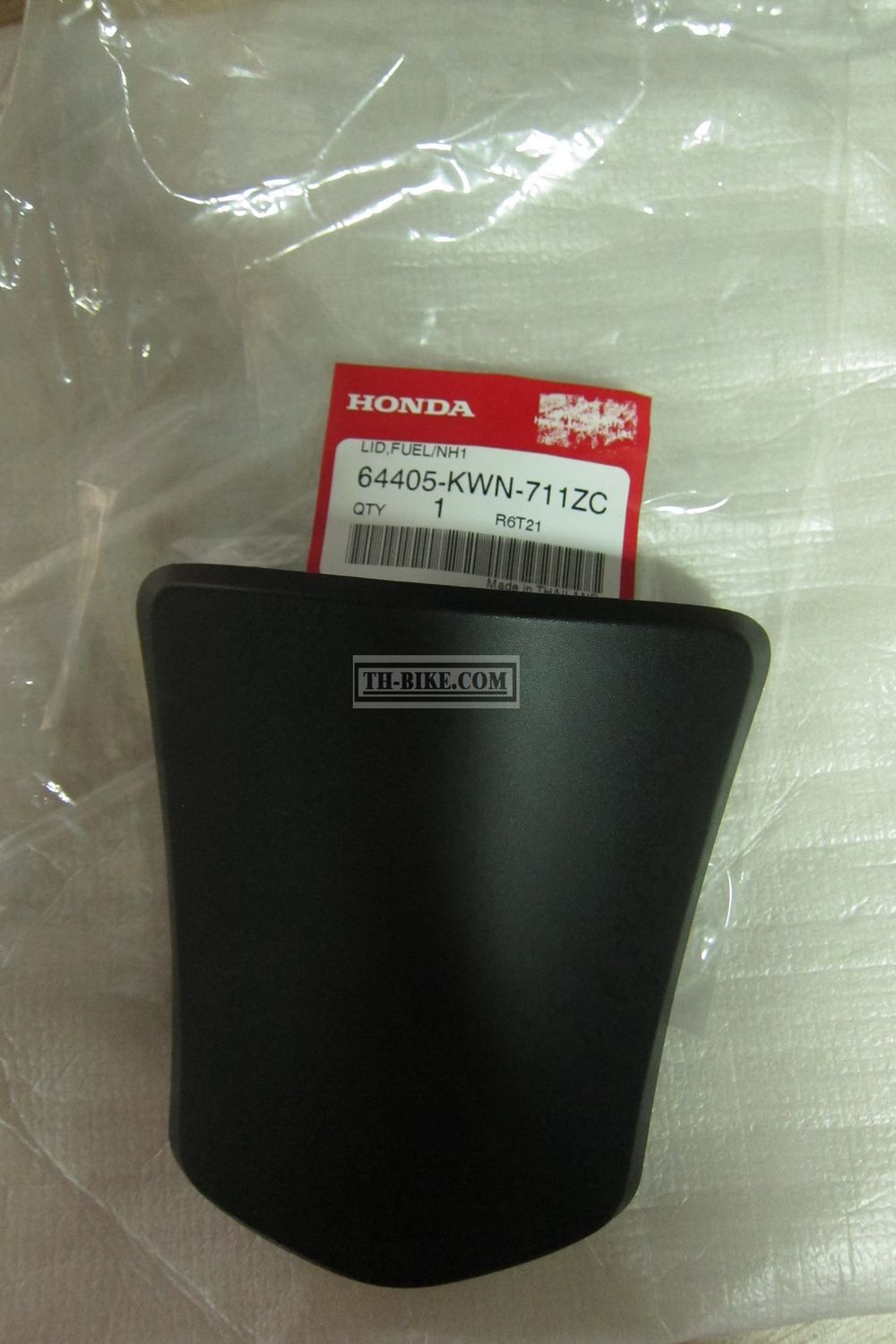 64405-KWN-711ZC. LID, FUEL *NH1* (NH1 BLACK) 64405-KWN-710ZC. HONDA