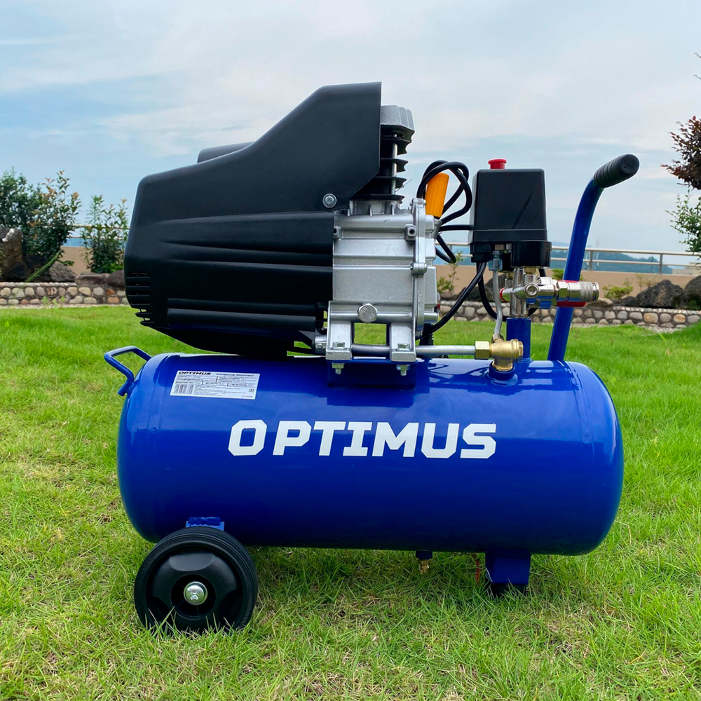 OPT-302430 Компрессор поршневой, 300 л/мин, 2.2 КВт, 220 В, ресивер 24 л