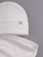 Шапка трикотажная и снуд для детей на осень