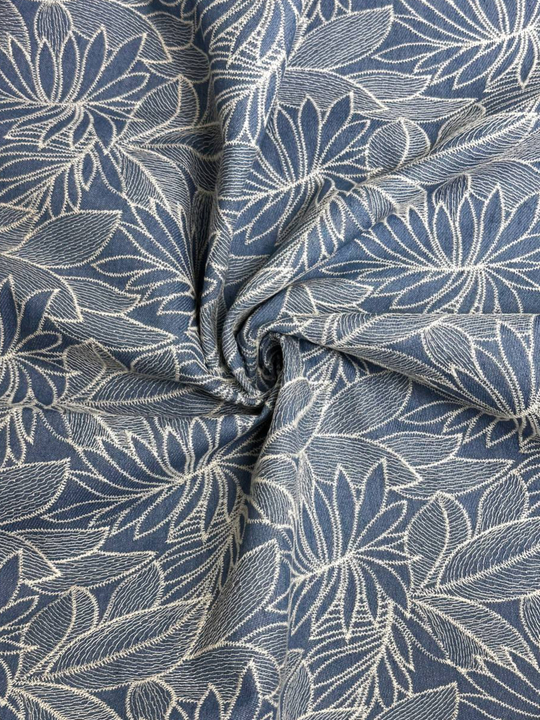 Джинс с вышивкой, темно голубой, листья