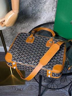 Портфель Goyard