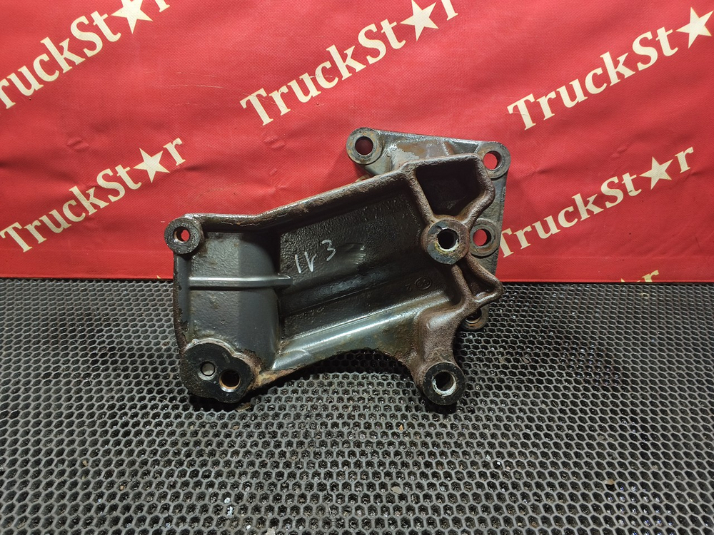 Кронштейн ГУРа