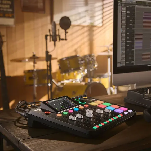 RODE Caster Pro II