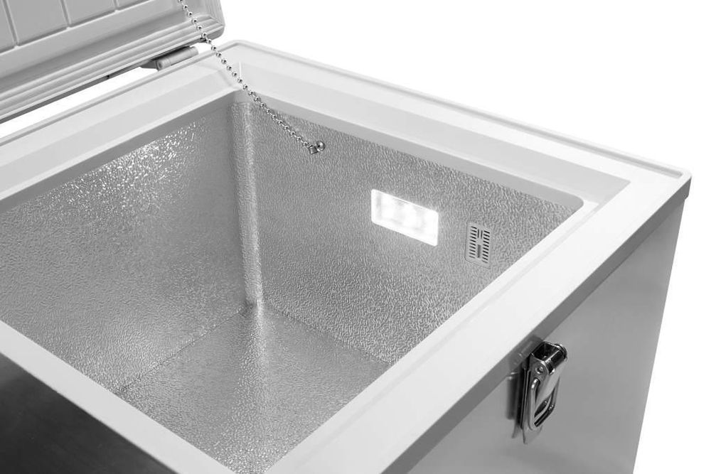 Компрессорный автохолодильник ICE CUBE IC100