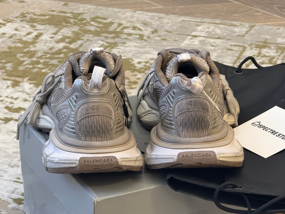 Balenciaga 3XL Sneaker Worn-Out - Taupe