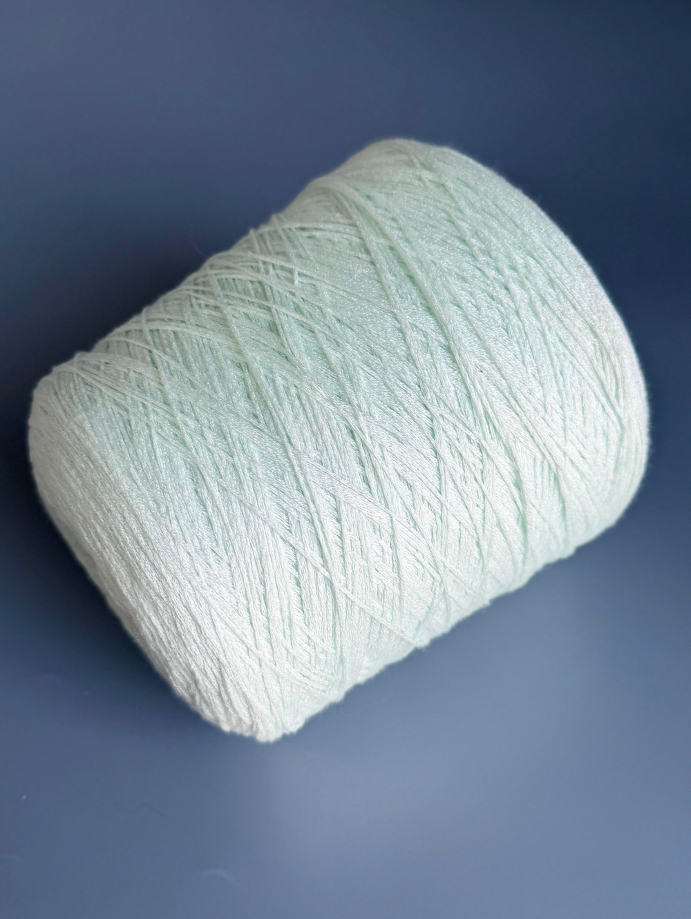 Пряжа Servizi E Seta Celluloid (70% тенсель, 30% мерсеризованная шерсть), 500м/100гр, мятный пломбир