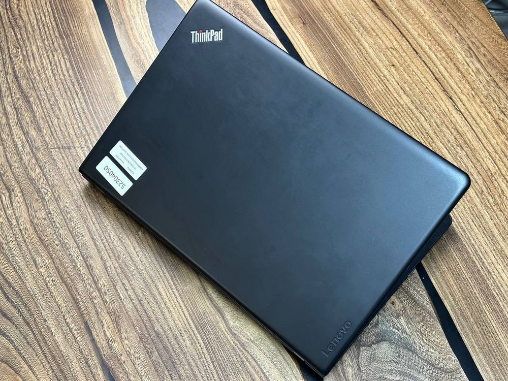 15.6" Ноутбук Lenovo Thinkpad E570 (1920x1080, Intel Core i5-7200U, RAM 8ГБ, SSD 256ГБ, NVIDIA GeForce 940MX, Win 10 Pro)