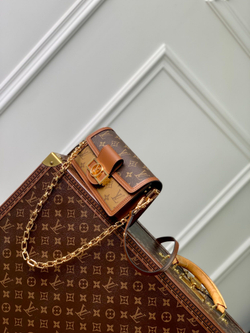 Louis Vuitton Dauphine East West