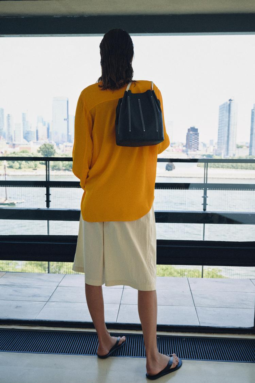 ZARA КОМБИНИРОВАННАЯ КОЖАНАЯ СУМКА, МОРСКОЙ СИНИЙ