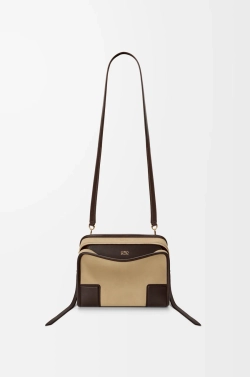 Loewe Маленькая сумка Amazona 180 из мягкой телячьей кожи, шоколадный