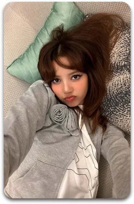 Карта #3331 / Lisa (BLACKPINK)