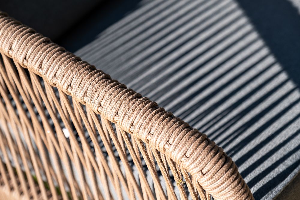 "Канны" лаунж-зона 5-местная из роупа со столом "Верона" (серый гранит), каркас алюминиевый коричневый, роуп коричневый