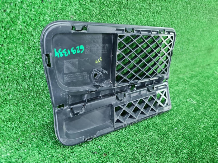 Решетка переднего бампера левая Mercedes G W463 (2018-н.в.)