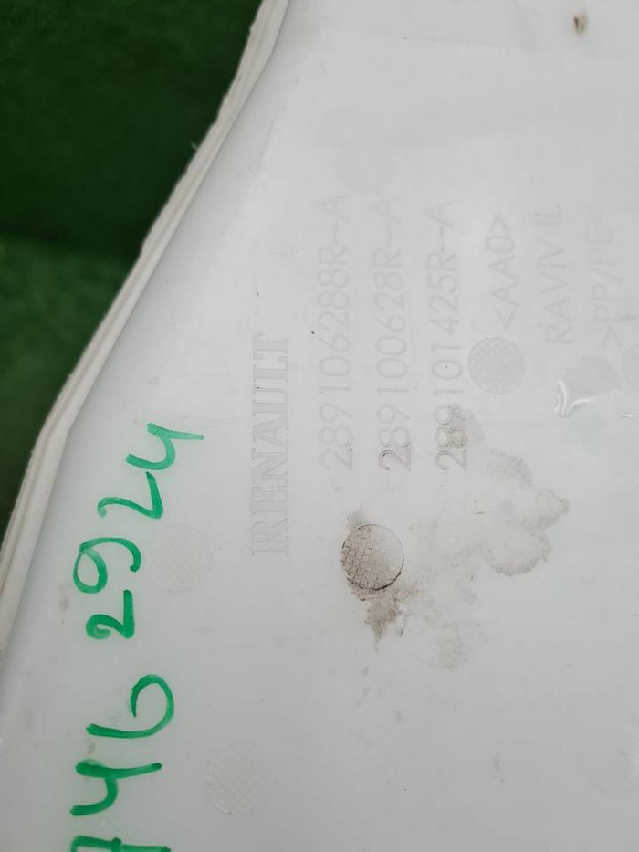 Бачок омывателя Lada Largus (2012-н.в.)