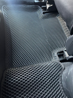 Коврики Eva с 3D бортами на Nissan Juke