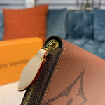 Louis Vuitton Zippy Wallet