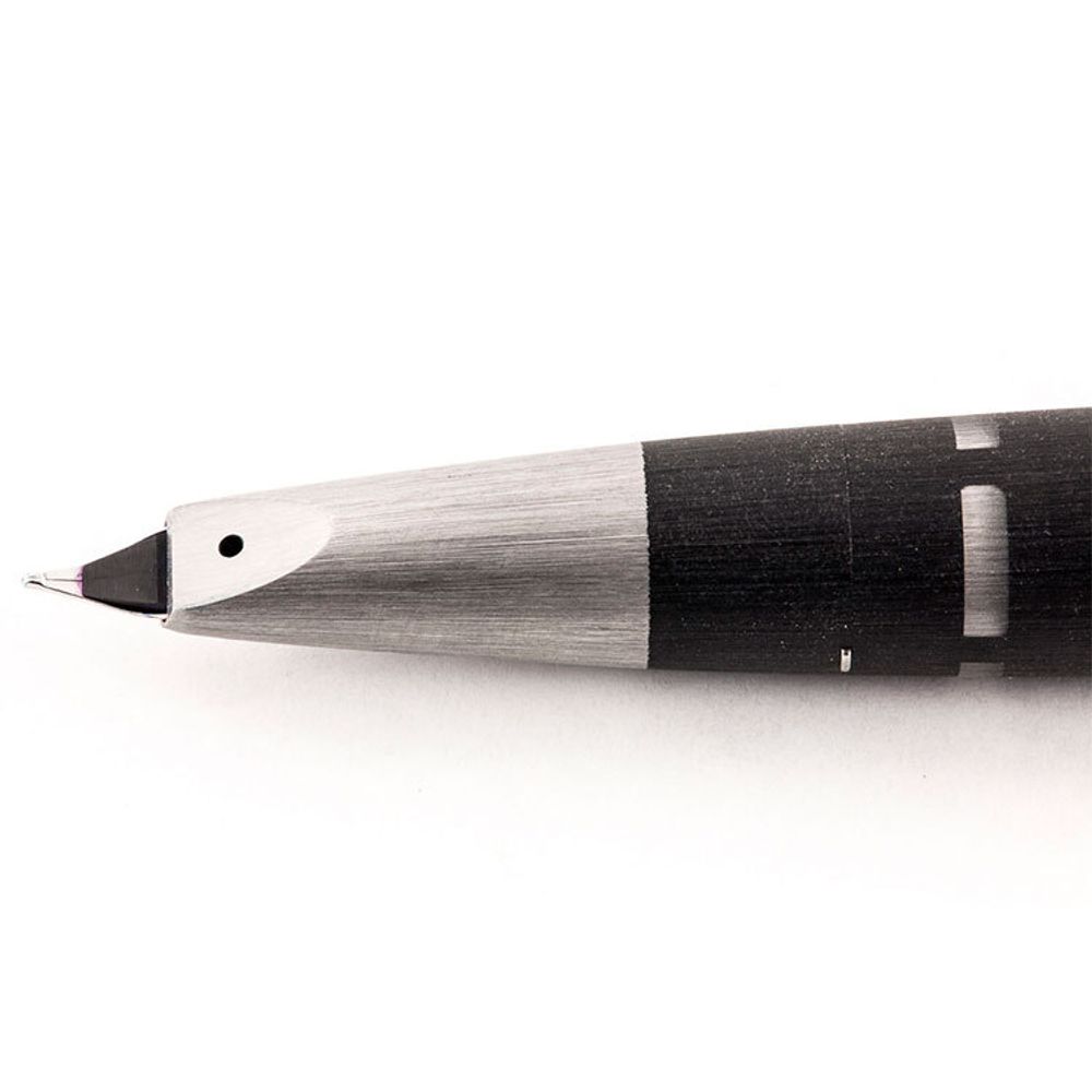 Перьевая ручка Lamy 2000 3