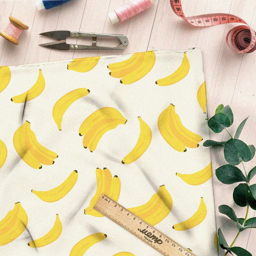 Ткань интерлок бананчики на белом фоне