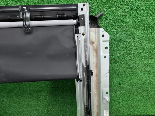 Механизм панорамной крыши Omoda C5 (2022-н.в.)