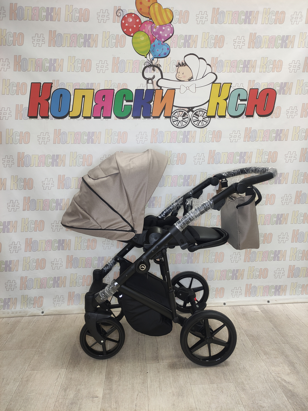 Коляска модульная Adamex Mobi New Tip M-TK72