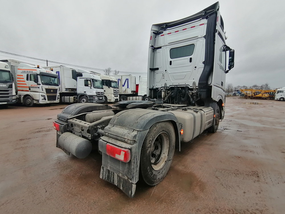 Mercedes-Benz ACTROS 4x2 Седельный тягач 1848 (Дизельный, 12,8 л, 476 л.с., АТ)