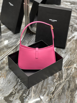 Saint Laurent Le 5 à 7 Hobo Bag