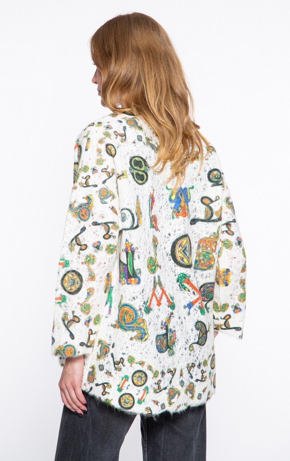 Шерстяной свитер "Буквицы", по мотивам средневековой Келлской книги, созданной кельтскими монахами примерно в 800 году