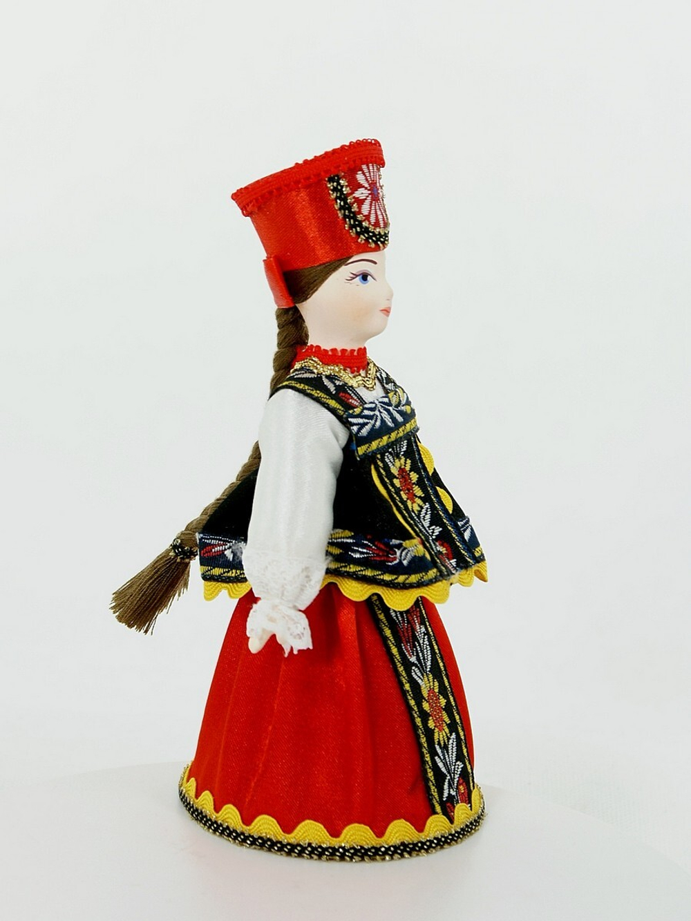 Кукла фарфоровая в русском костюме Катюша