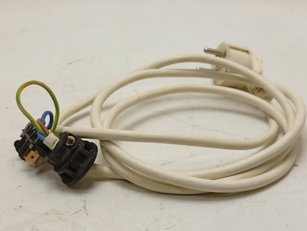 WDN2067WF кт37 Сетевой шнур с колодкой для стиральной машины Indesit б/у