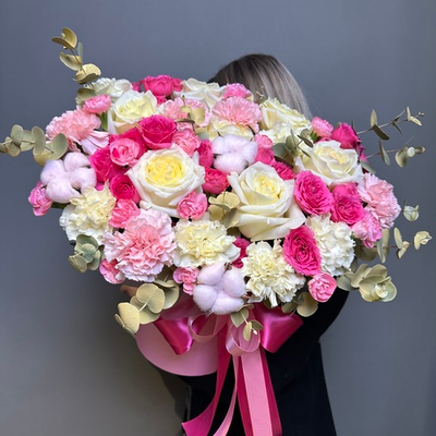 "Барби бокс" цветы в коробке роза