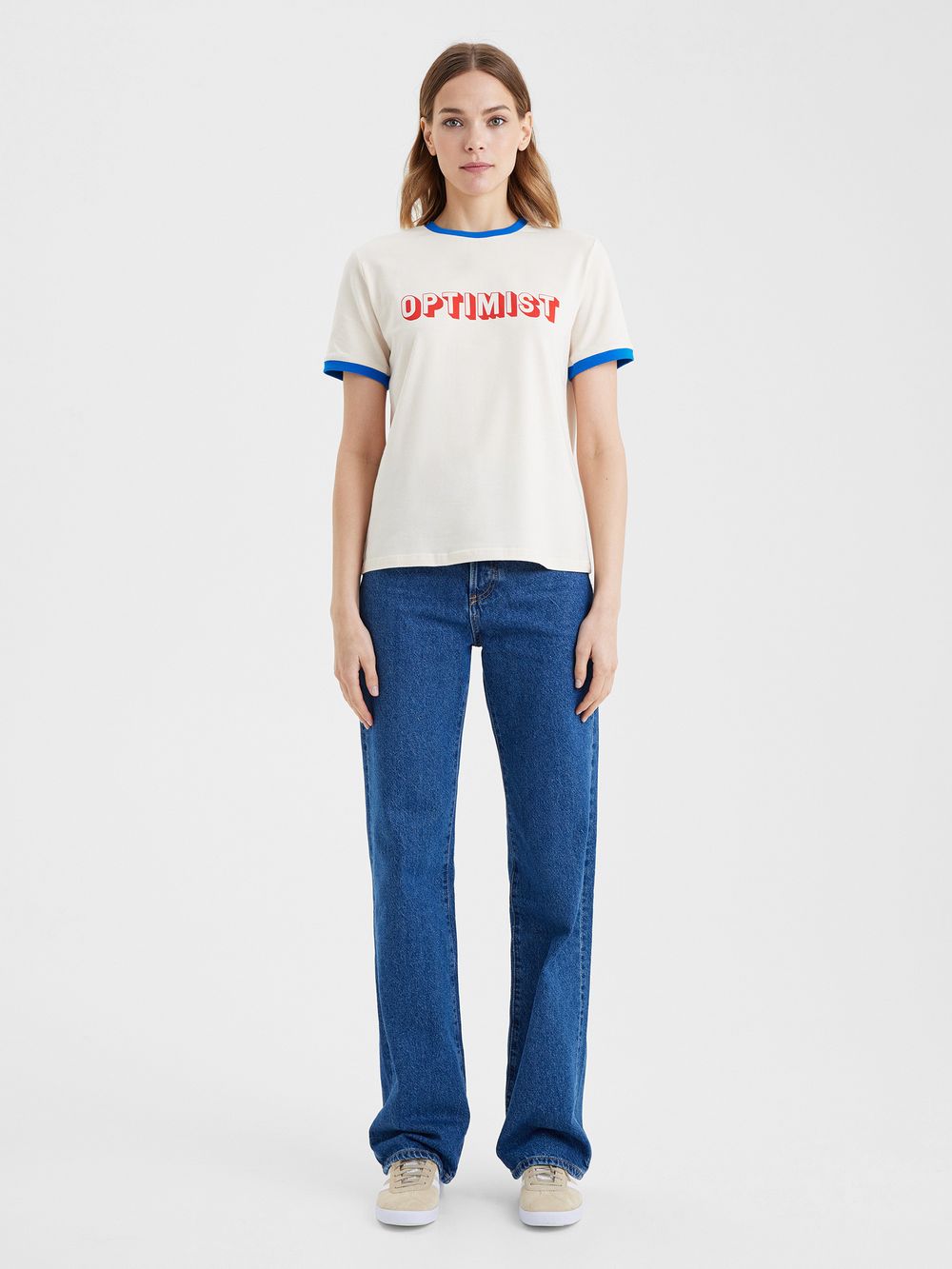 Женская футболка OPTIMIST - folly dot.