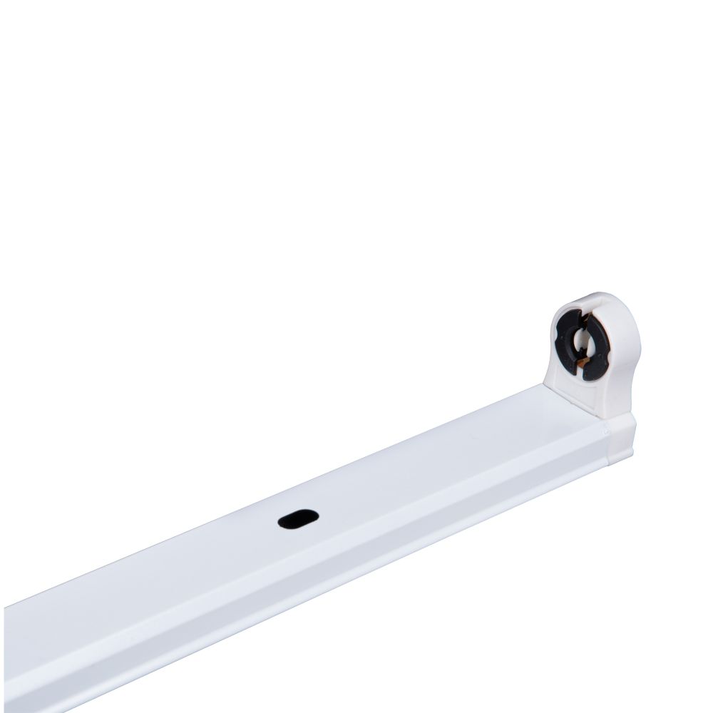 ULT-B01A T8x1-L60 WHITE Светильник линейный накладной. Цоколь G13 под светодиодную лампу T8 не в-к. Корпус белый. TM Uniel