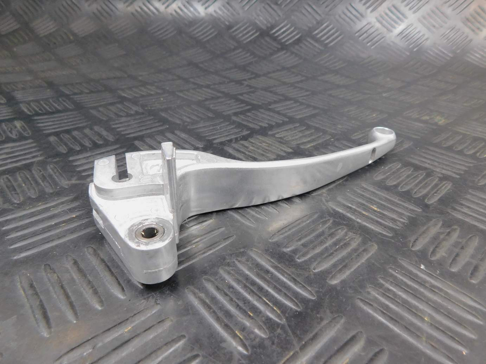 Рычаг сцепления Suzuki Boulevard M109R