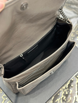 Saint Laurent Niki 32 cm