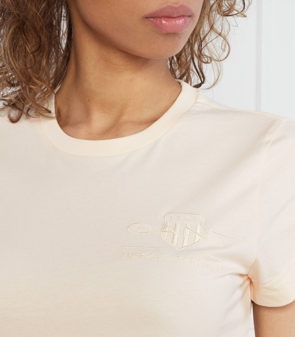 Футболка REG TONAL SHIELD SS Gant - кремовый(4200262)