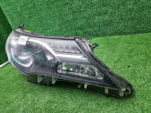 Фара правая Toyota Rav 4 CA40 (2012-2015) ксенон