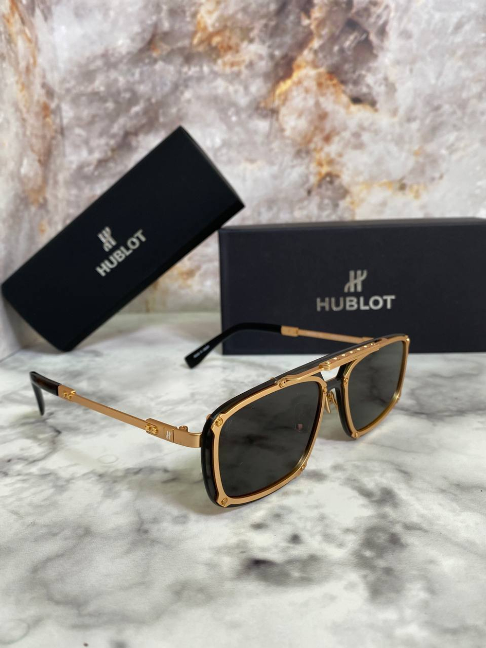 Солнцезащитные очки Hublot
