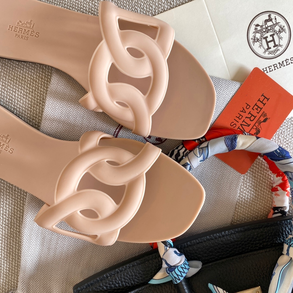 Hermes Aloha Sandal