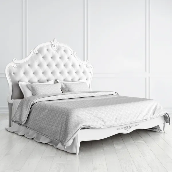 Кровать с мягким изголовьем 180*200